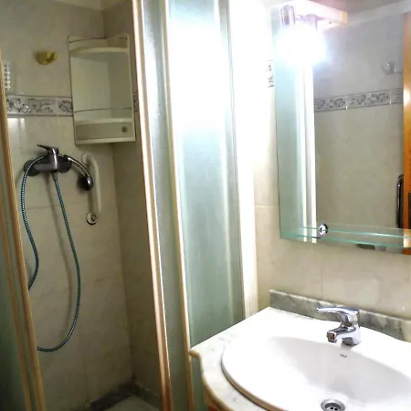 Pescadores Lek Apartment *