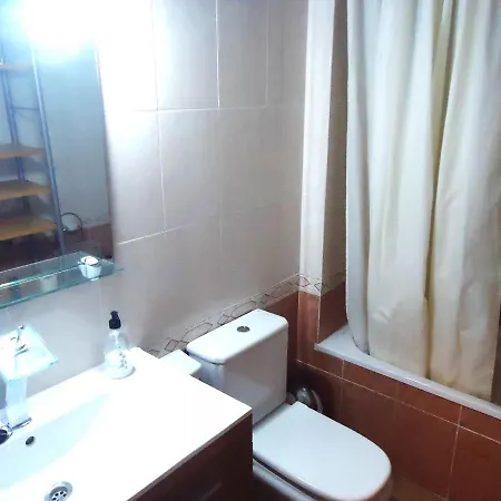 Edison Lek Apartment