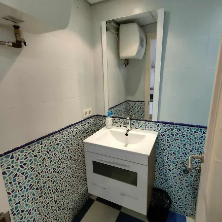 A H Amaika Atico Centro Apartment *