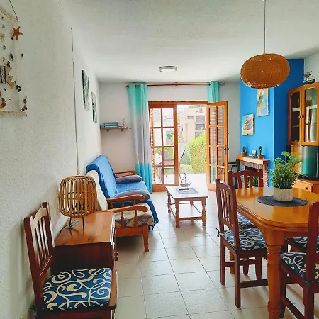 Adosado Con Piscina, Aire Acondicionado, Parking Y Pista De Tenis * Peniscola
