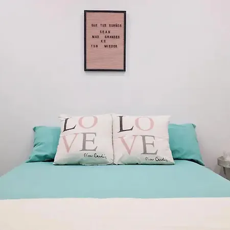 La Cova Apartment *
