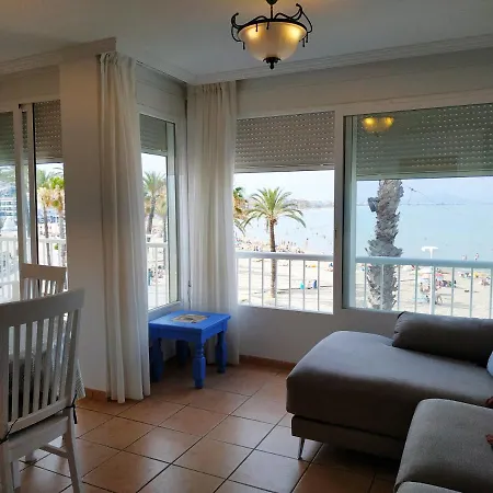 Vista Mar Y Castillo Orangecosta Apartment