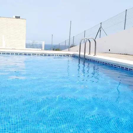 Apartment Adosado Con Fantasticas Vistas Al Mar Y Piscina. *