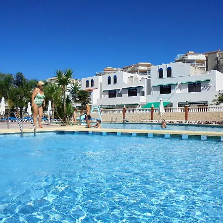 Breima Residencial Lek Apartment *