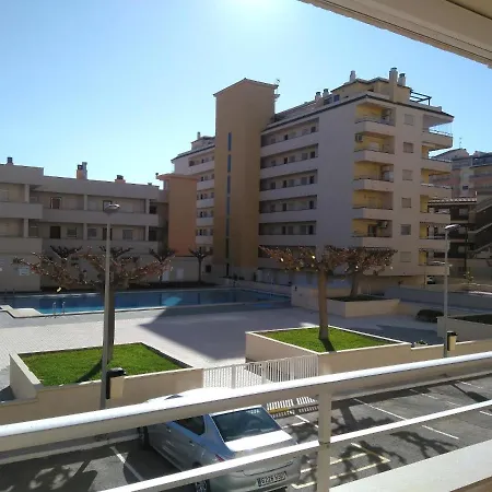 Bertur Azahar *