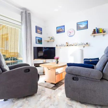 Apartment Escudos-2 By Interhome *