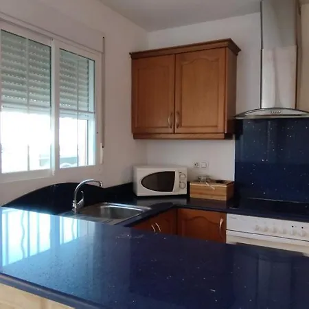Independiente Con Vistas En Urbanizacion Privada Peniscola