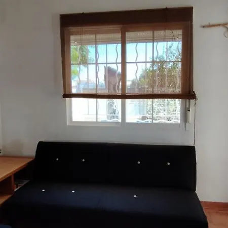 Independiente Con Vistas En Urbanizacion Privada Peniscola