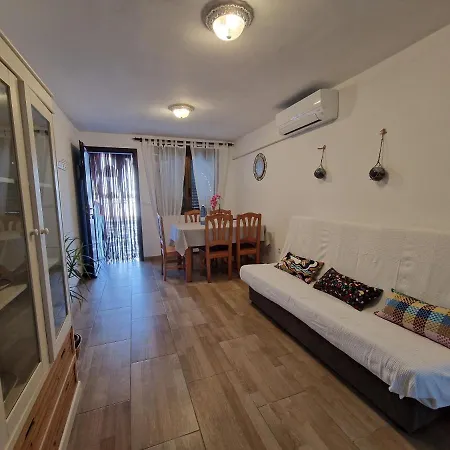 Apartment Beachside *
