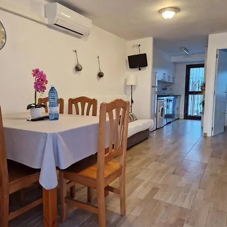 Apartment Beachside