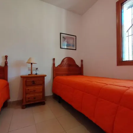 Apartamento Montesol I Ref.030 *