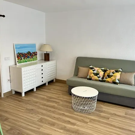 Apartment Playa Les Doyes