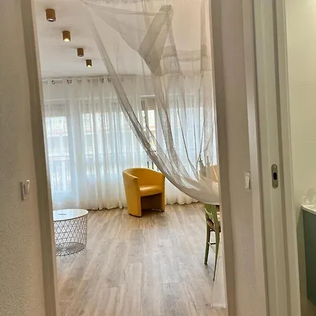 Apartment Playa Les Doyes