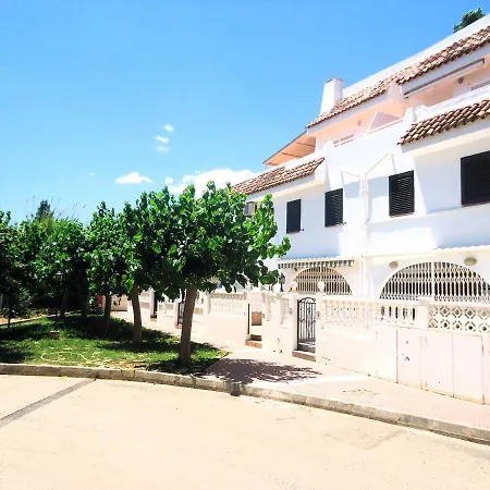 Breima Residencial Lek Apartment