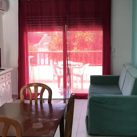 Turyva Tarongers 3 - Modern 2 Bed For Families & Couples Apartment