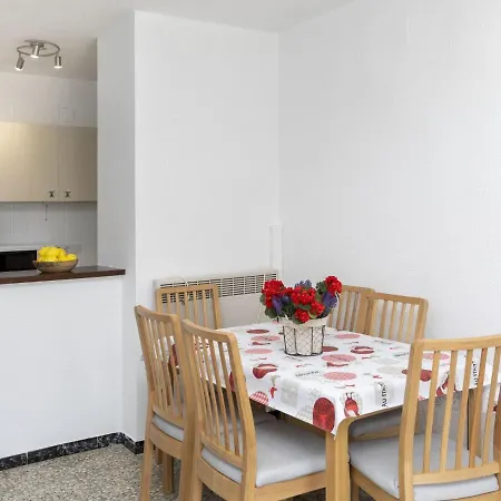 Apartment Garden By Interhome *