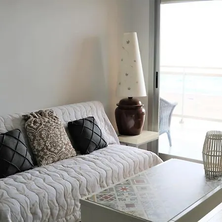 Apto Berta En 1ª Linia De Playa, Piscina Y Parking Privado Apartment