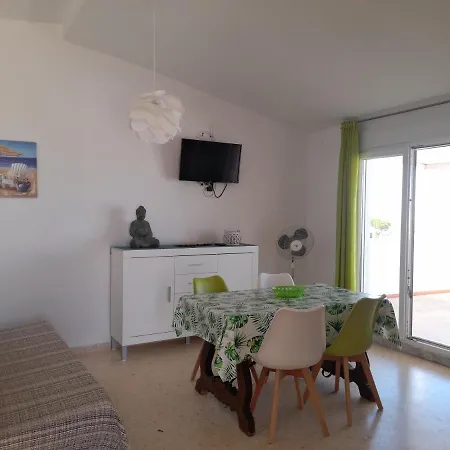Vista Apartment *