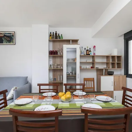 Capri Centro By Interhome *