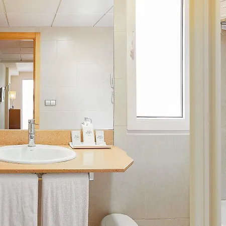 Rh Casablanca 4*