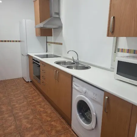 Edy Con Piscina Holiday home *