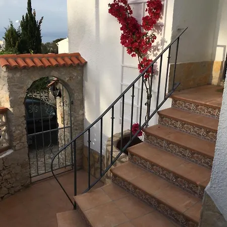 Chalet Independiente Con Vistas Al Mar *
