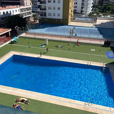 Nuevo Centrico En Primera Linea De Playa Con Vistas Al Mar, Piscina, Aire Acondicionado Y Wifi * Peniscola