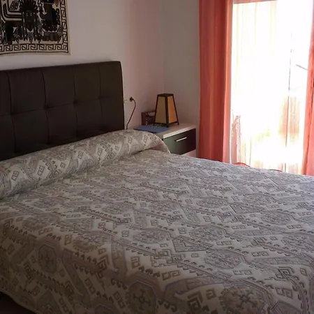 Apartment 50m De La Playa- Wifi-aire Acondicionado *