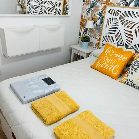 Nuevo Centrico En Primera Linea De Playa Con Vistas Al Mar, Piscina, Aire Acondicionado Y Wifi