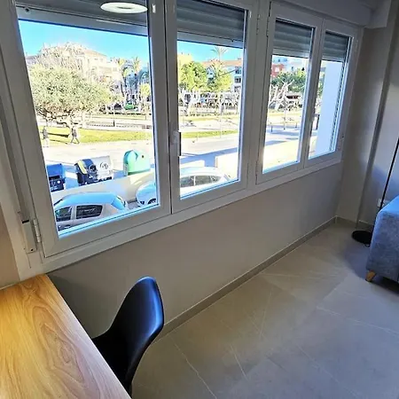 Reformado Con Parking A 1 Minuto De La Playa Apartment