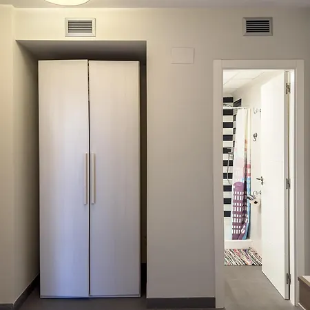 Apartment Con Jardin En Primera Linea De Playa Con Parking Y Piscina *
