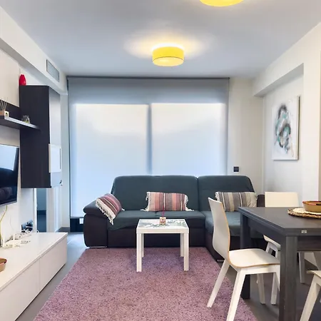 Con Jardin En Primera Linea De Playa Con Parking Y Piscina Apartment Peniscola