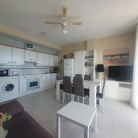 Surfing Primera Linea De Playa Apartment *