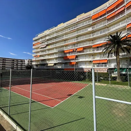 Torre Irta Family Complex Lek