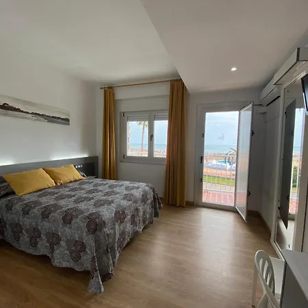 Playa Hotel 2*