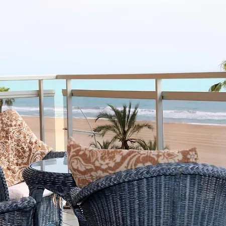 Apartment Apto Berta En 1ª Linia De Playa, Piscina Y Parking Privado