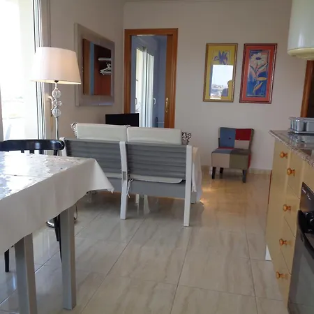 Ada Neptuno Apartamento, Aire Acondicionado, Wifi, Piscinas, Parking Apartment *