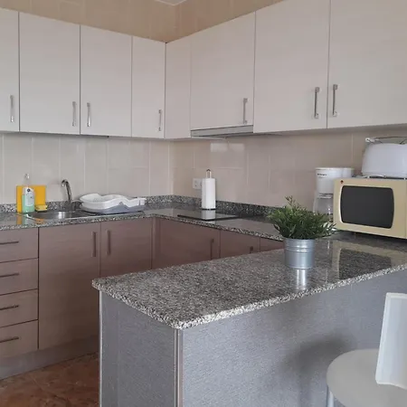 Vista Apartment *