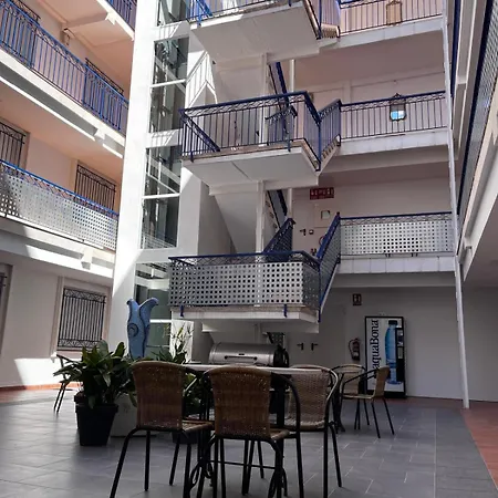 Blason Junior Hotel *