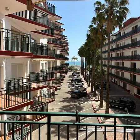 Cn Rents Apartment *