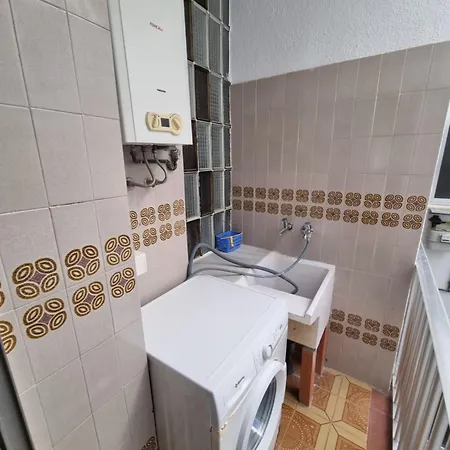 Apartment 2º Planta 4 *