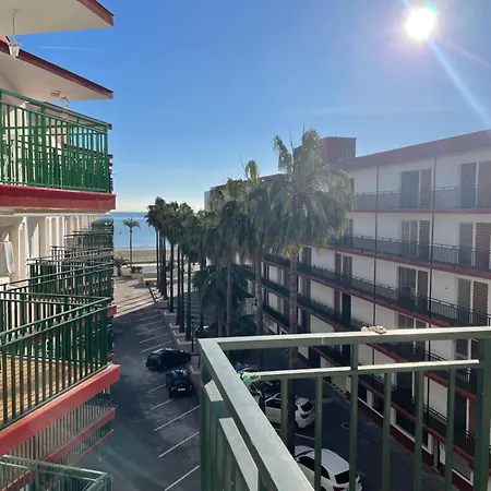 Cn Rents Apartment *