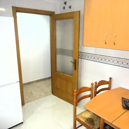 Apartment Maestro Roca 17
