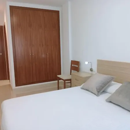 Apartment At Solymar Con Piscina Y Plaza De Garaje