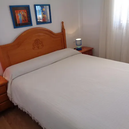 Benedicto Xiii: Beachfront With Parking & Modern Amenities * Peniscola