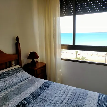 Apartamento Primera Linea Con Piscina Y Parking. *