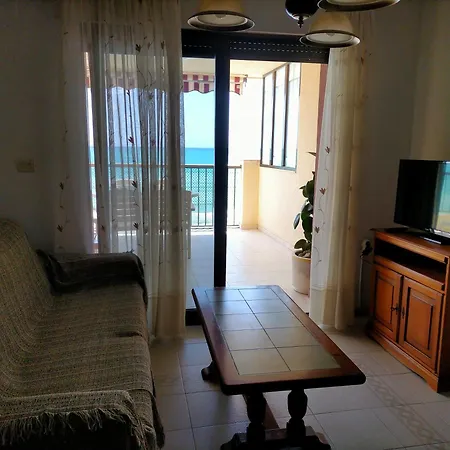Apartamento Primera Linea Con Piscina Y Parking. *