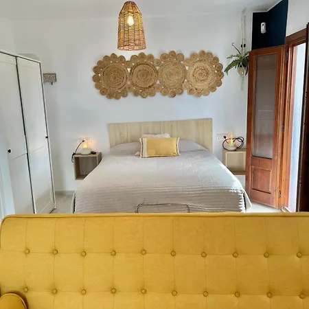Apartamento En El Castillo De *