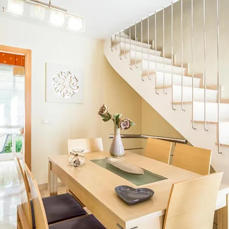 Amazing In With Kitchen *