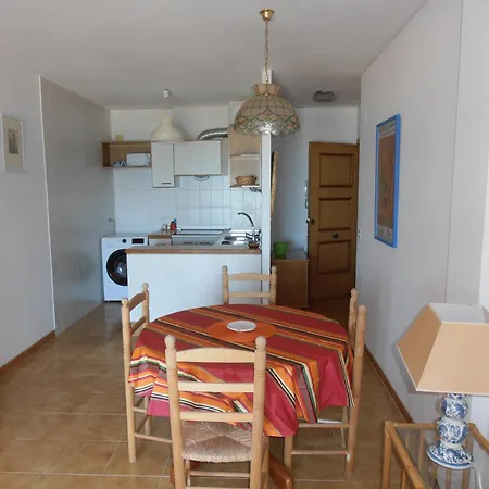 I Apartment
